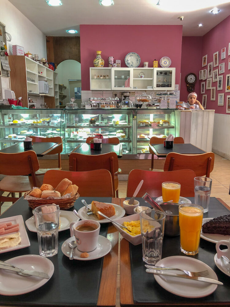 Viagem no Detalhe Camilla Ribeiro » Arquivos » Guia